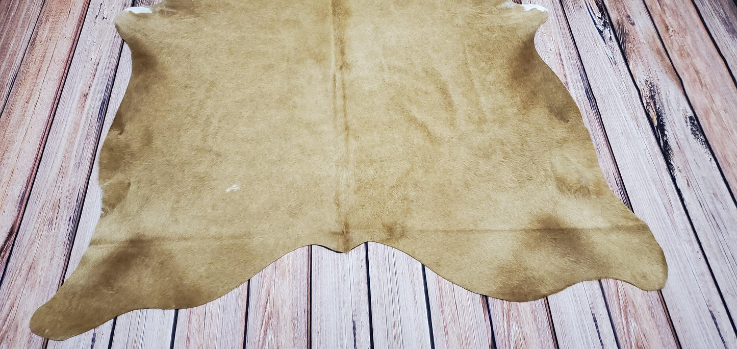 Small Cowhide Rug Light Beige 6.6ft x 5.6ft