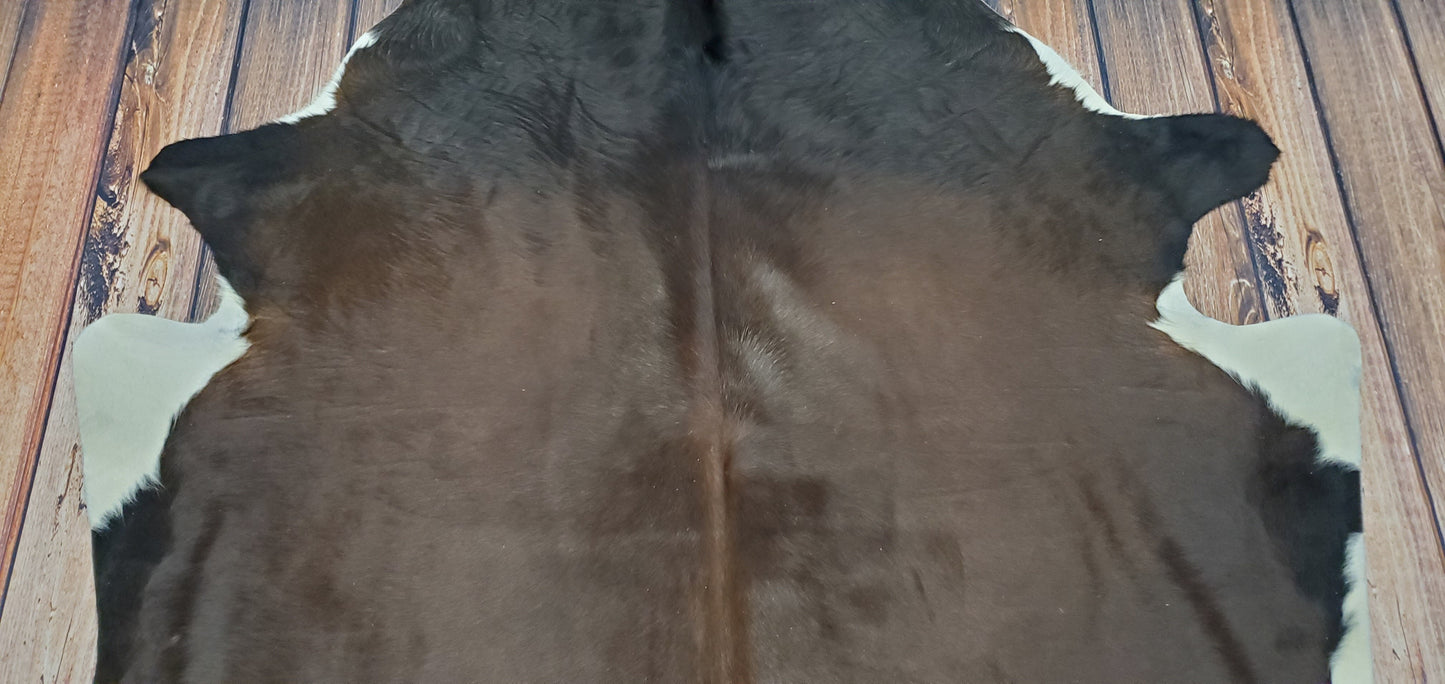 cowhide rug USA for modern livingroom