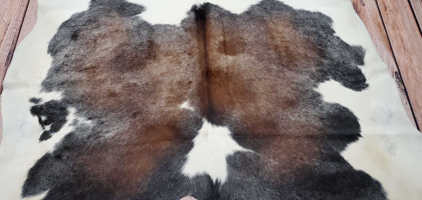 Cowhide Rug Natural Tricolor 7.4ft x 7.2ft