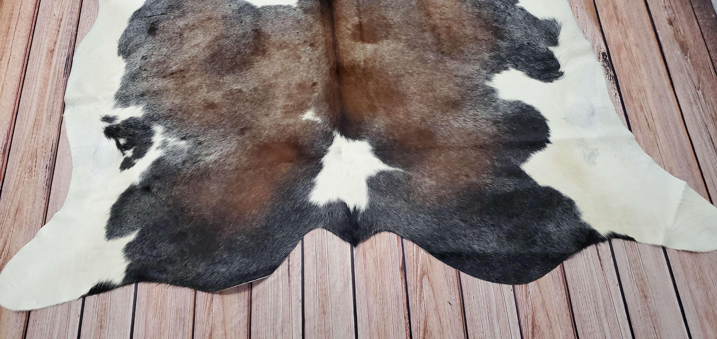 Cowhide Rug Natural Tricolor 7.4ft x 7.2ft