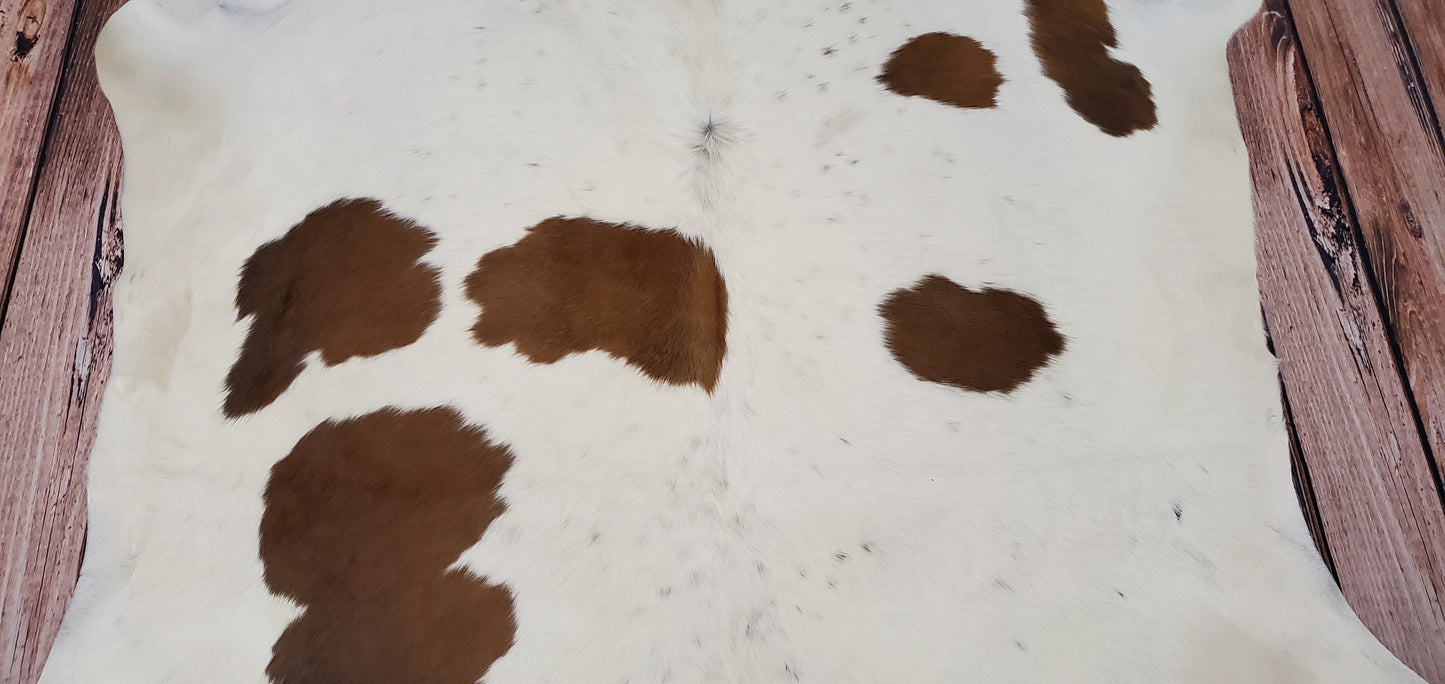 Natural Cowhide Rug Brown White 7ft x 6ft