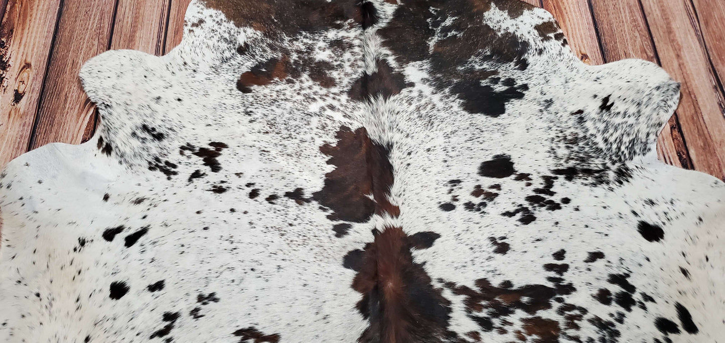 TriColor Cowhide Rug 6.6ft x 6.6ft