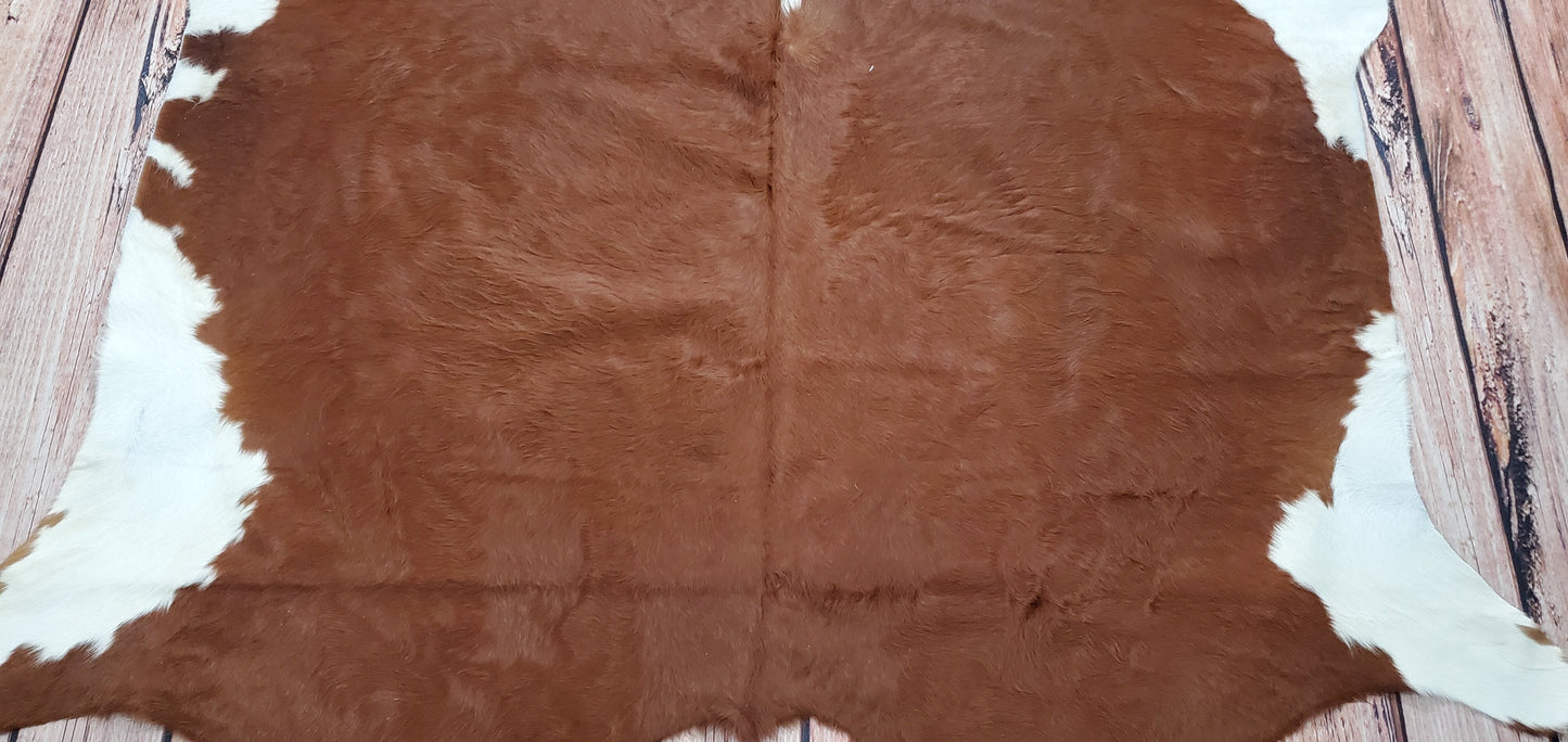 Natural Brown Hereford Cowhide Rug 6ft x 6ft