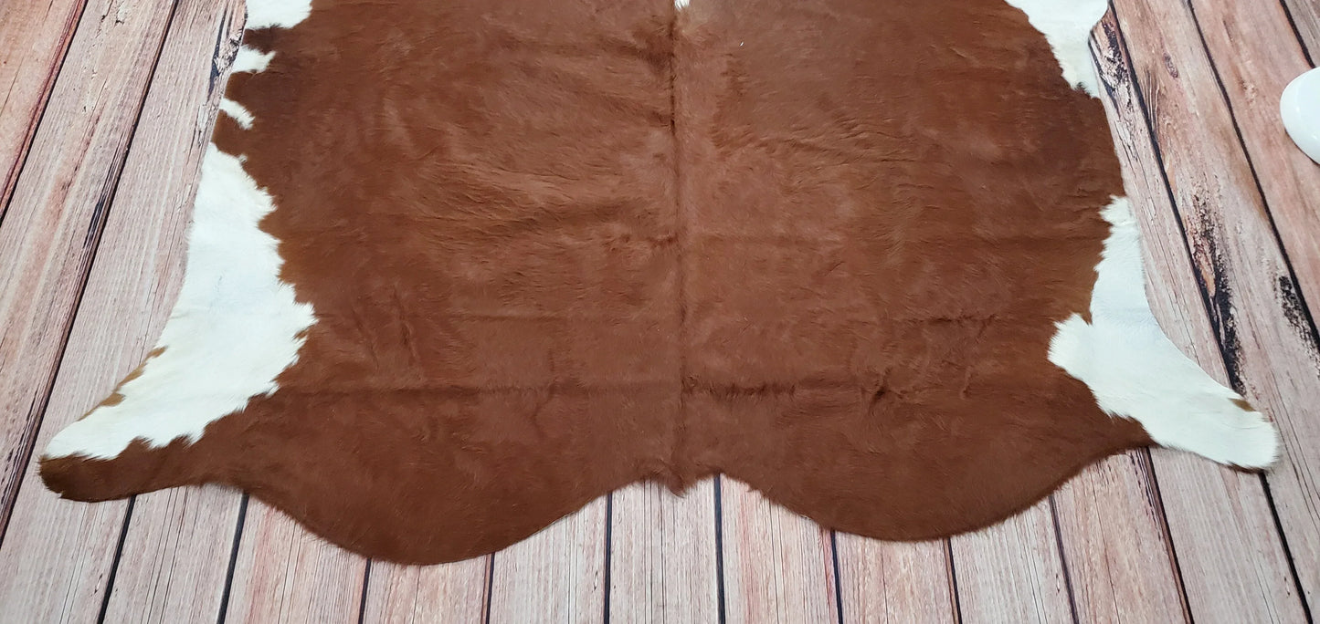Natural Brown Hereford Cowhide Rug 6ft x 6ft