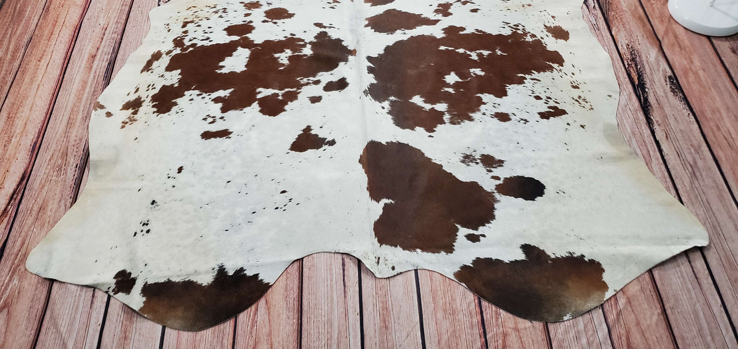 Brown White Spotted Cowhide Rug 7.5ft x 6.1ft