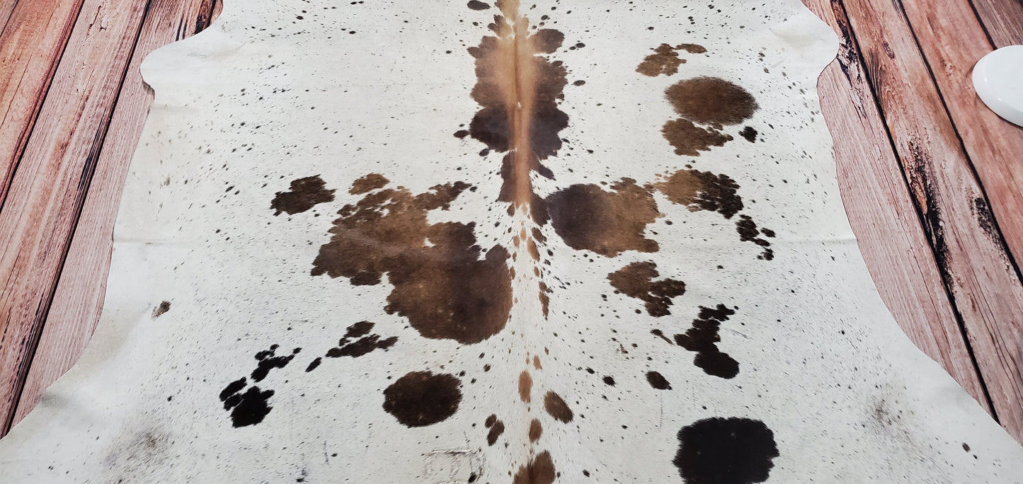 Extra Large Cowhide Rug Natural Speckled 7.4ft x 6.4ft