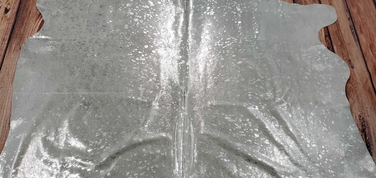 Exotic Silver Cowhide Rug 7ft x 7ft