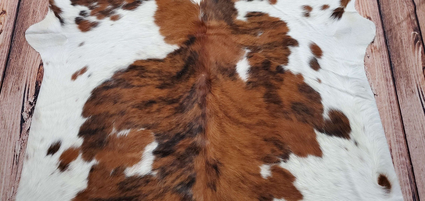 Spotted Tricolor Cowhide Rug Brown White 6.3ft x 6ft