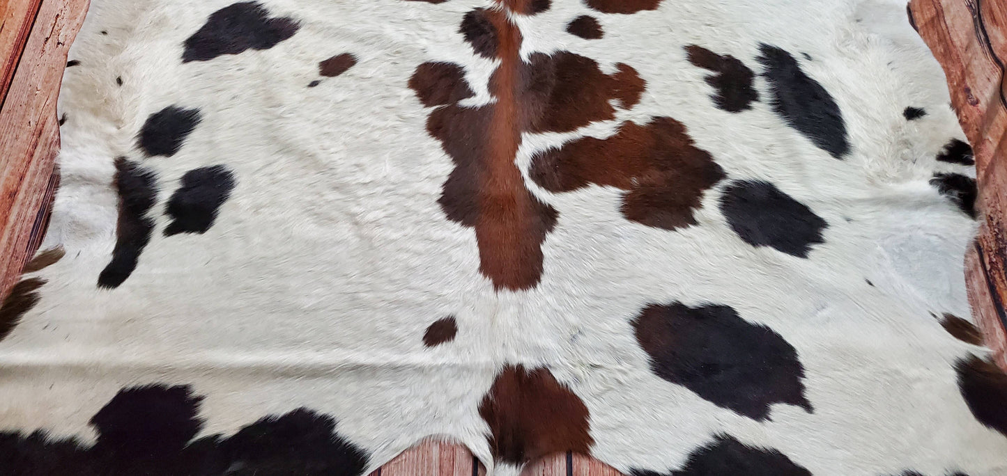Genuine Cowhide Rug Tricolor 6.9ft x 6.3ft