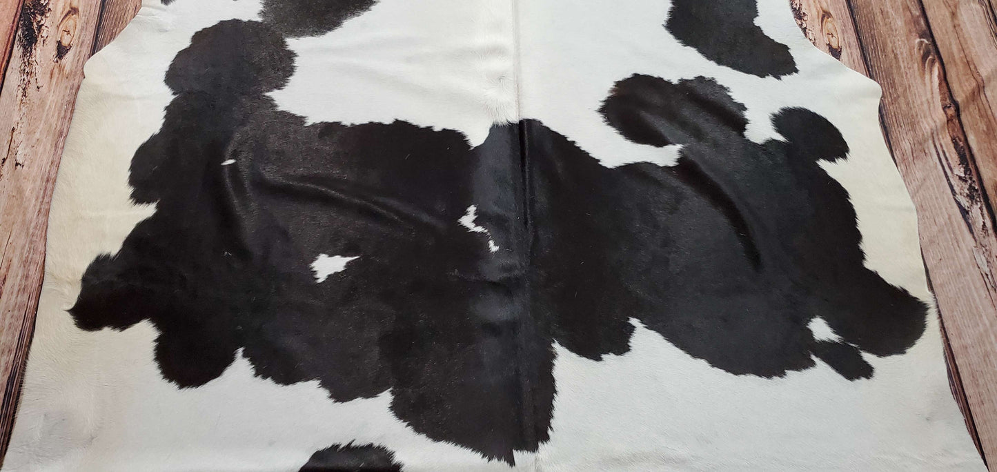 Natural Brazilian Black White Cowhide Rug 6.5ft x 6ft