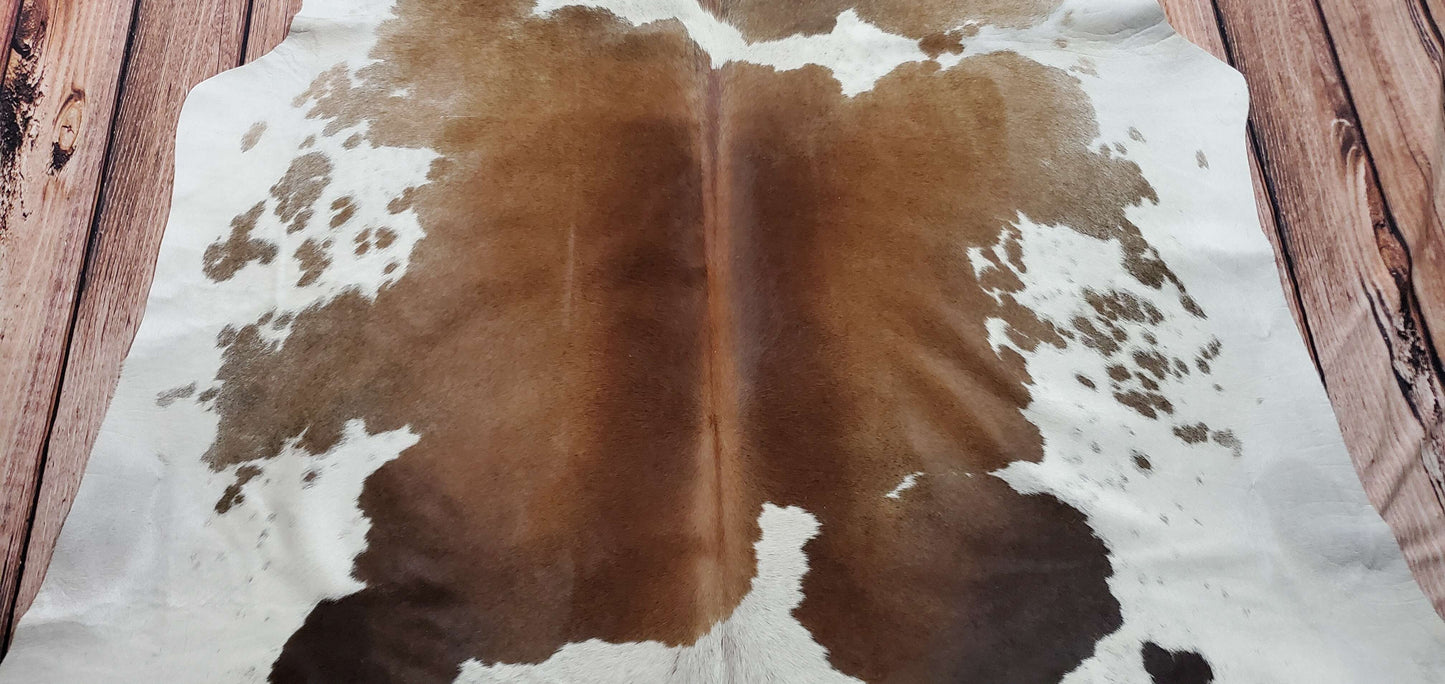 genuine chocolate tricolor cowhide rug 6.6ft x 5.9ft