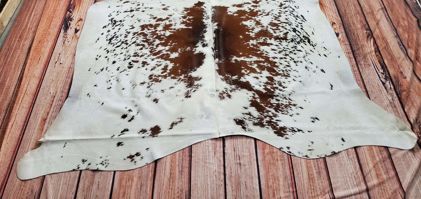 Cowhide Rug Speckled Tricolor 6.2ft x 6.2ft