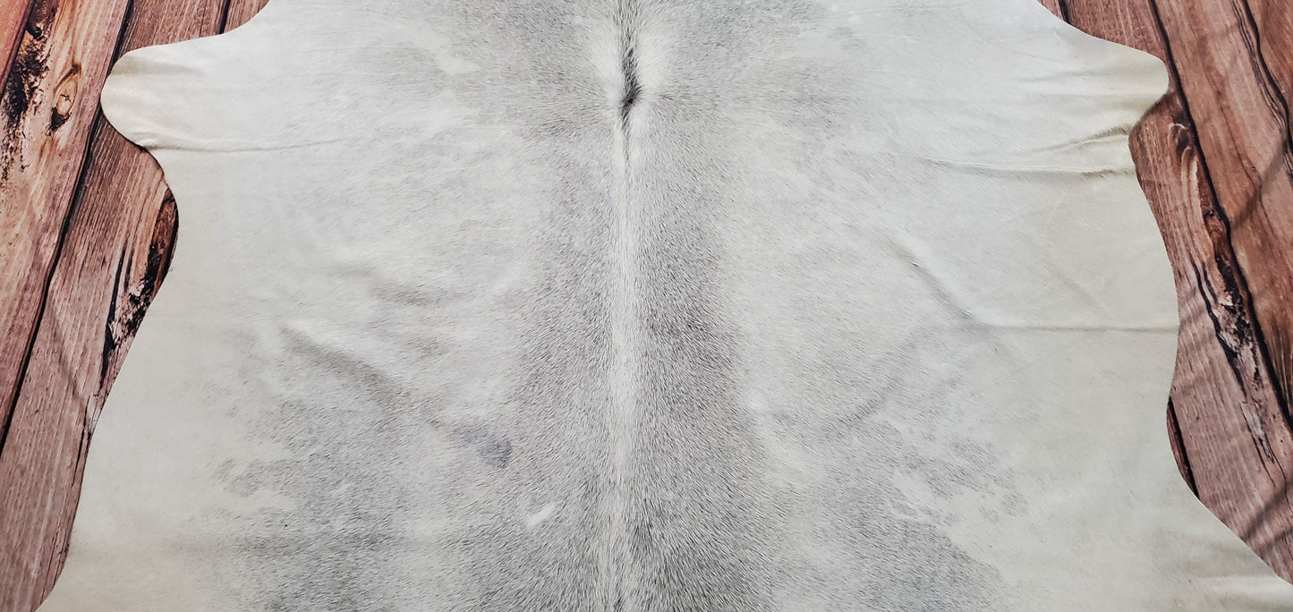 Stunning New Grey Cowhide Rug 7.5ft x 6ft