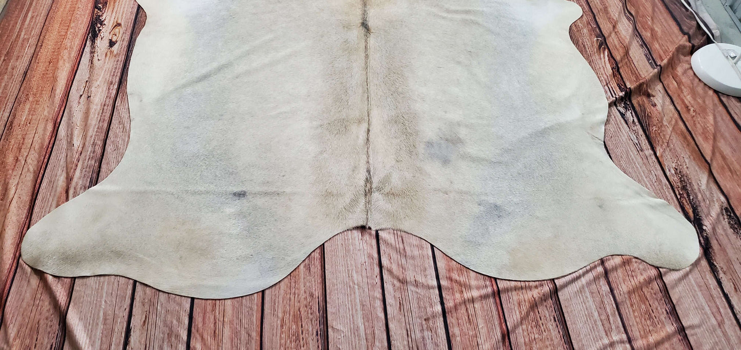 Ivory Grey Cowhide Rug 7.5ft x 6ft