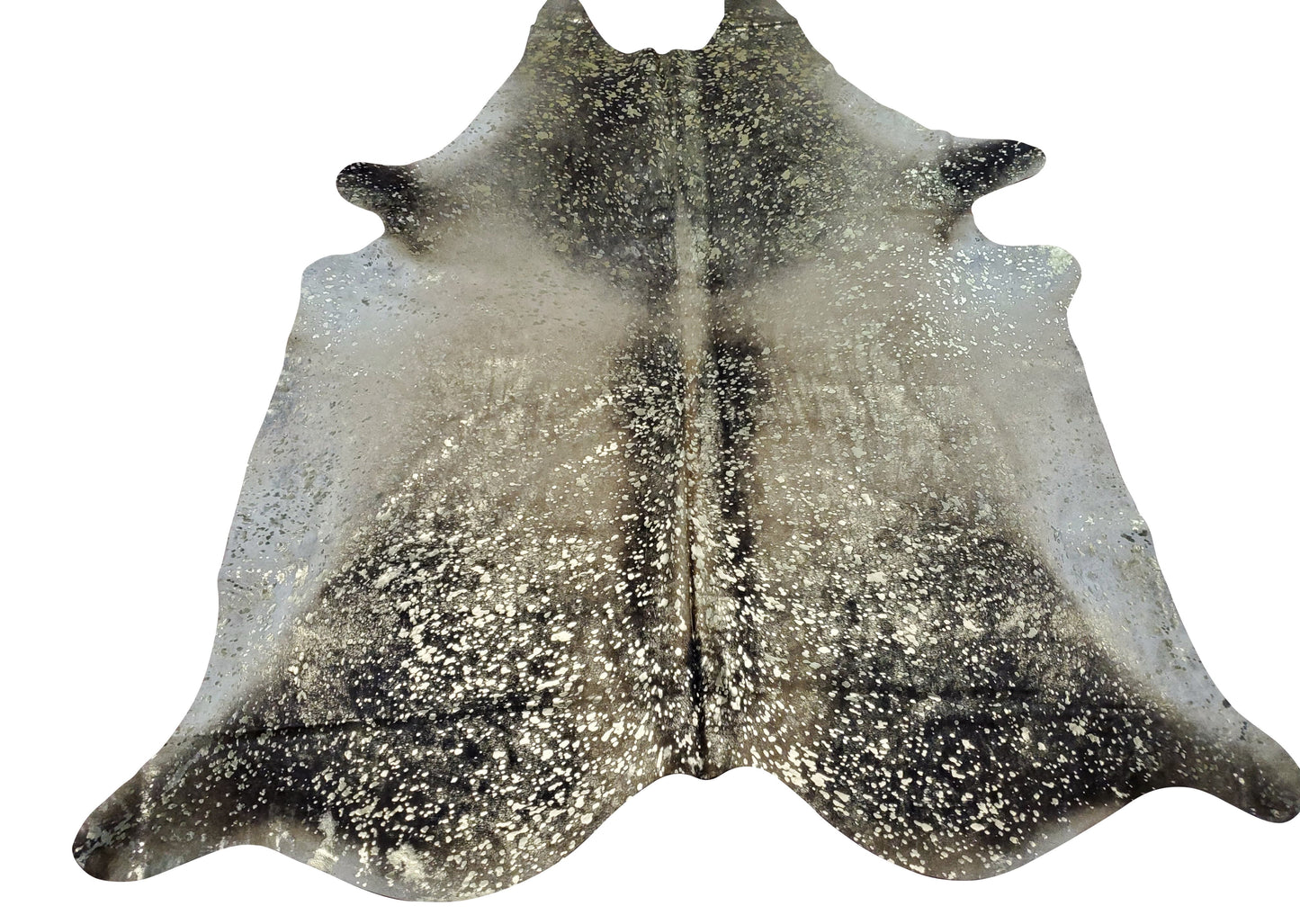 Metallic cowhide rugs and slipcovered covered chairs are a perfect idea, added some dark gold will give a loft-styling living room one of a kind view.