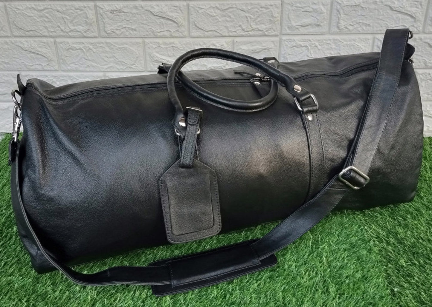 Exotic Black Leather Holdall Bag