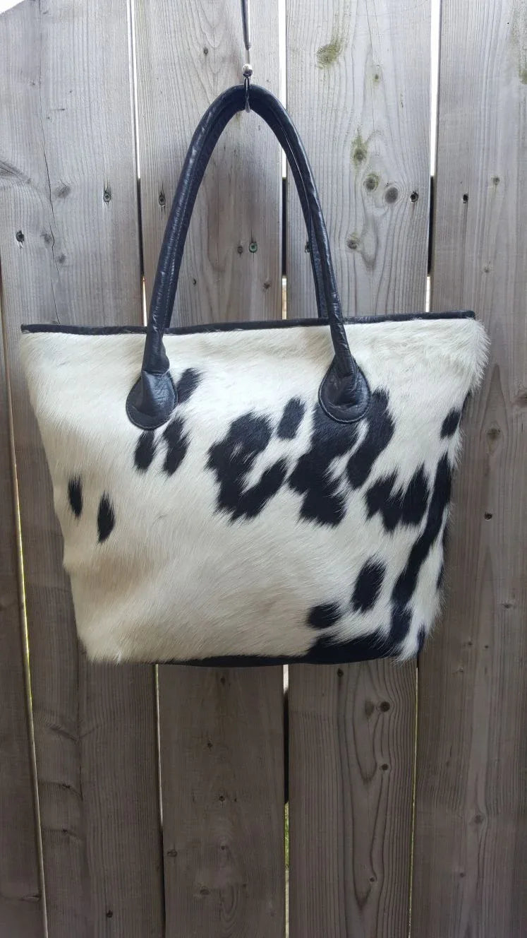 Cowhide Tote bag Black And White
