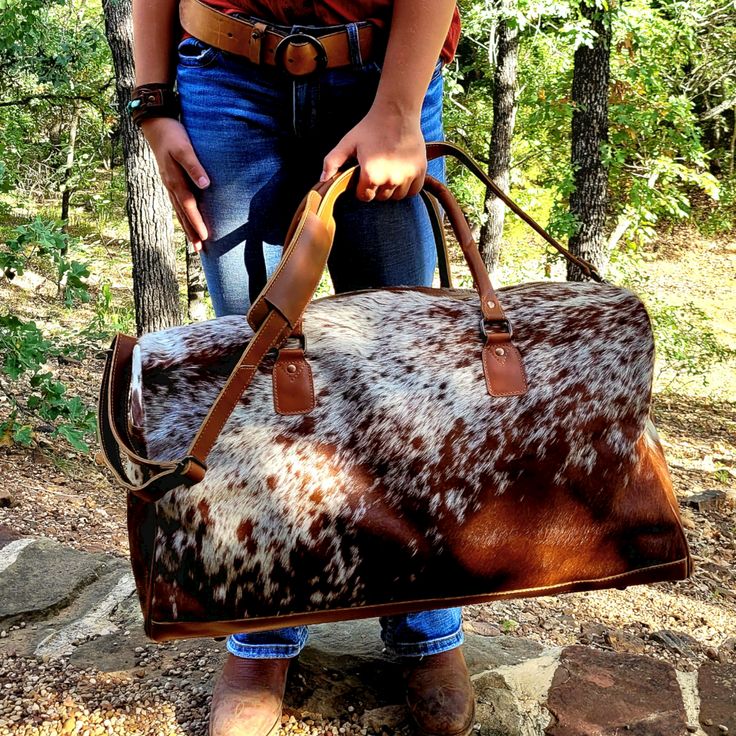 Best Cowhide Bags Selection Guide