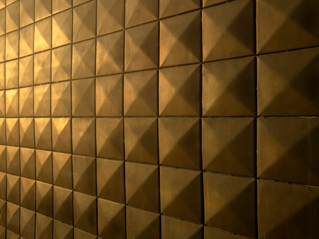 The Impact of a Modern Brass Wall Sconce on Interior Design Trends - Boho Living Room