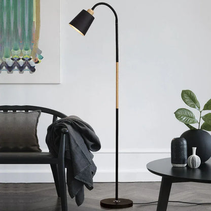 Modern minimalist iron light standing floor lamp Black