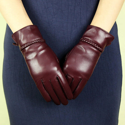 Women’s Leather Gloves in Lambskin with Fleece Lining and Touchscreen Use
