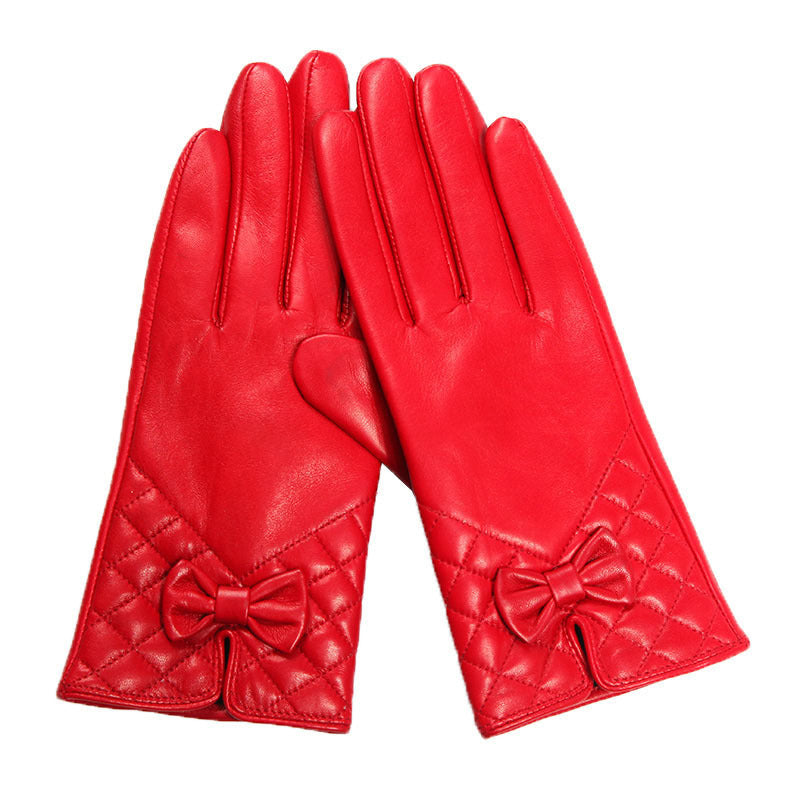 Women’s Leather Gloves for Winter with Fleece Lining and Touchscreen Use