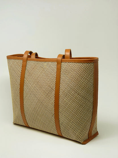 Rattan tote bag with leather strap