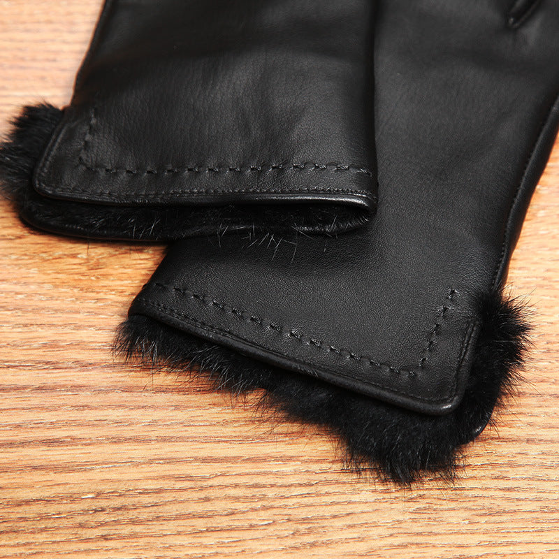 Women’s Leather Gloves in Black with Fur-Trimmed Cuffs