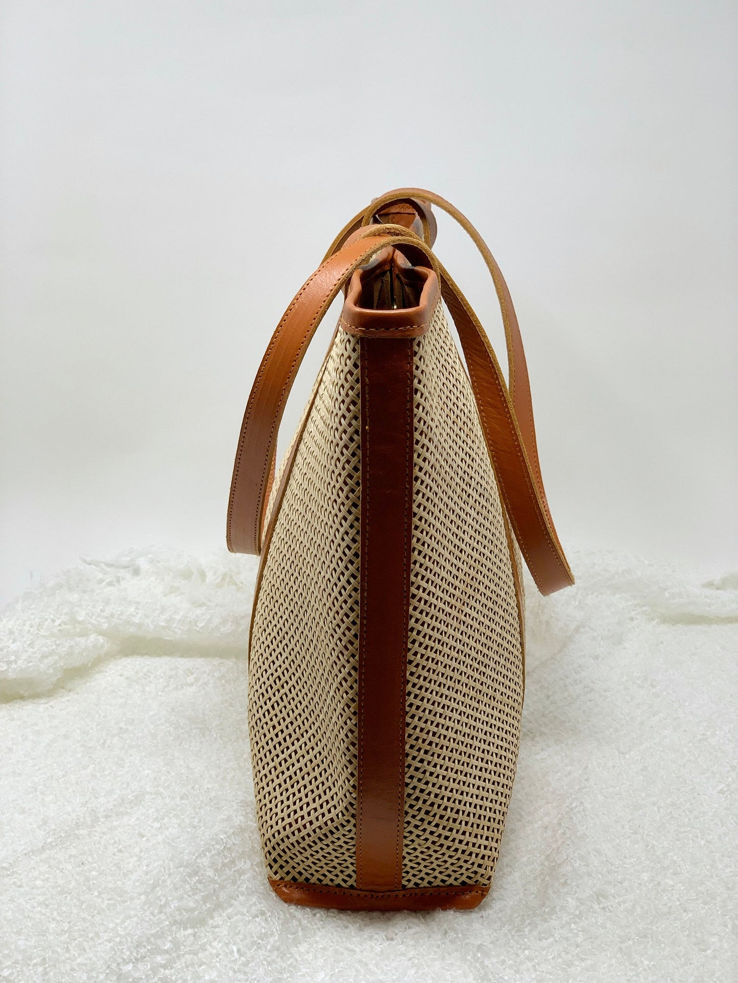 Rattan tote bag with leather strap