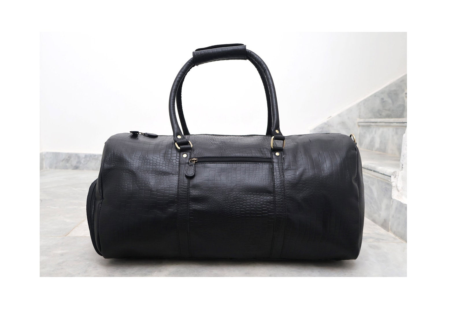 duffle bag with separate shoe compartment