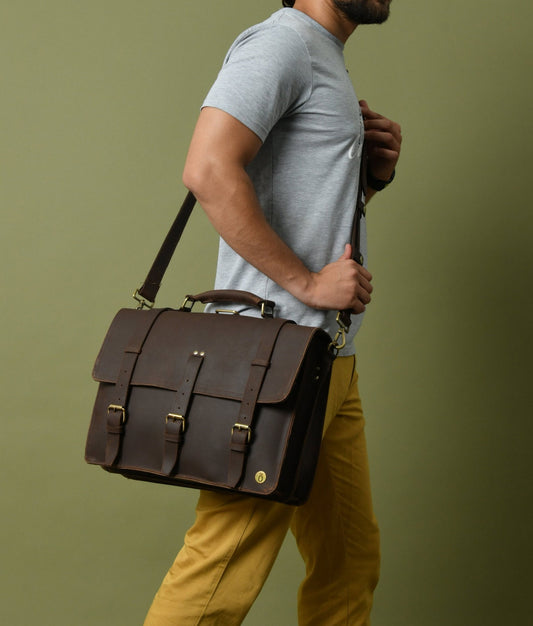 leather messenger bags for men