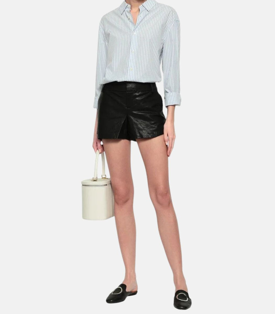 Sophisticated women's leather shorts crafted for a sleek look. Perfect for pairing with your favorite tops, these shorts offer a timeless touch to any outfit.