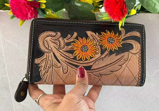 Hand Tooled Leather Wallet Carving