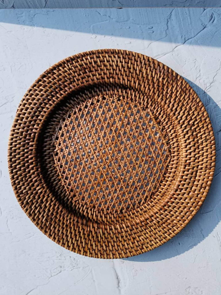 Set of Rattan Charger Decorative Plates Brown