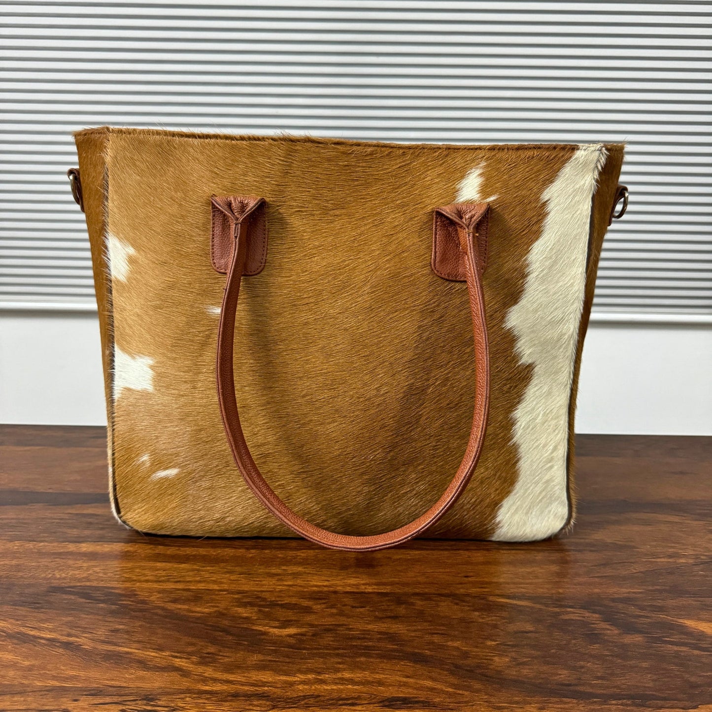 Brown White Cowhide Ladies Shoulder Purse