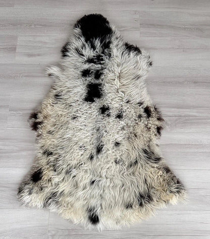 short curly sheepskin rug