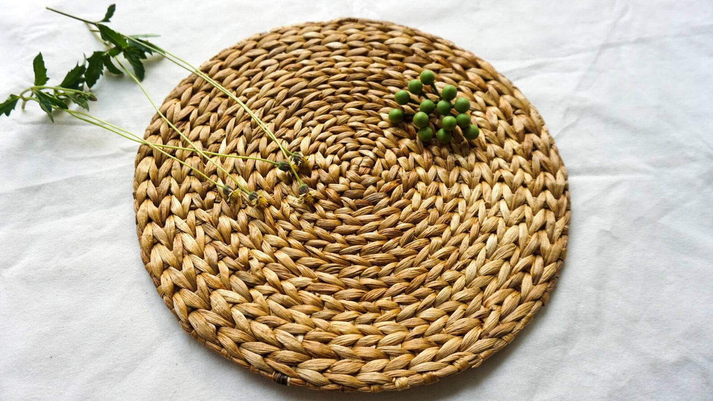 Water hyacinth wicker large placemats