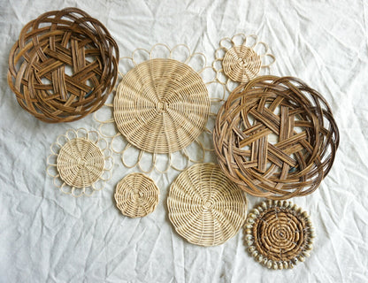 Round natural seagrass rattan wall decoration