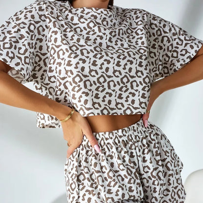 Women’s Two-Piece Summer Outfit with Crop Top