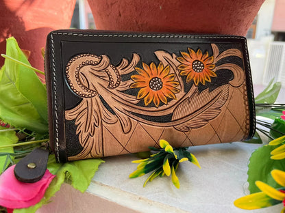 Hand Tooled Leather Wallet Carving