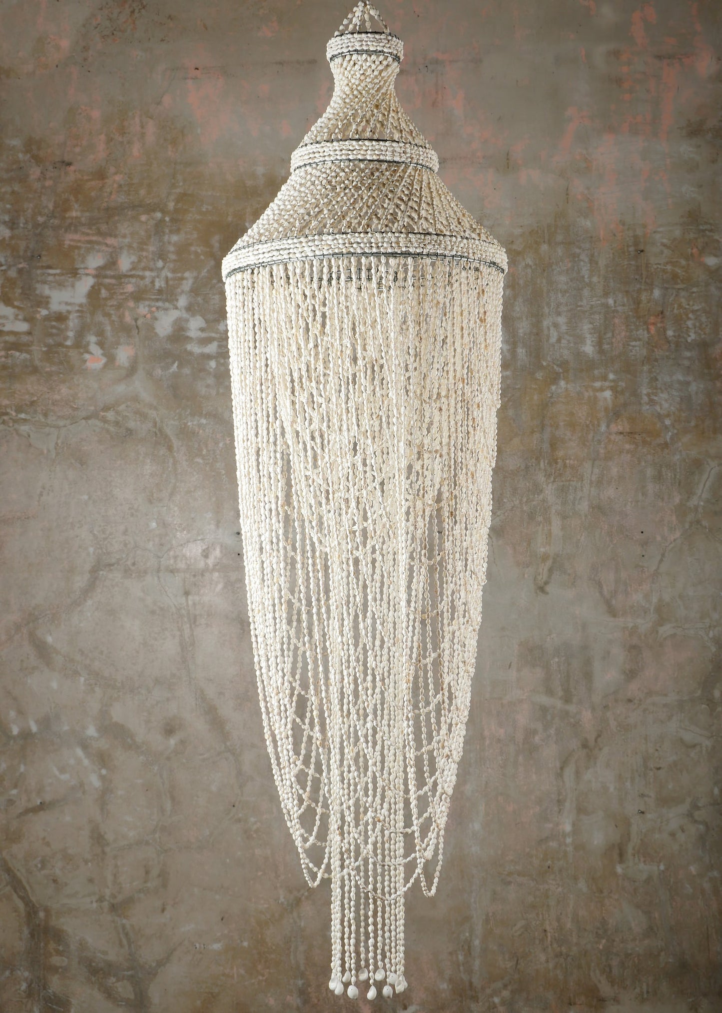 The Nassa shells pendant light chandelier