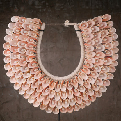 Papua pink sea shell necklace