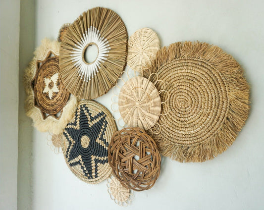 Set of 10 round natural Seagrass rattan wall decoration