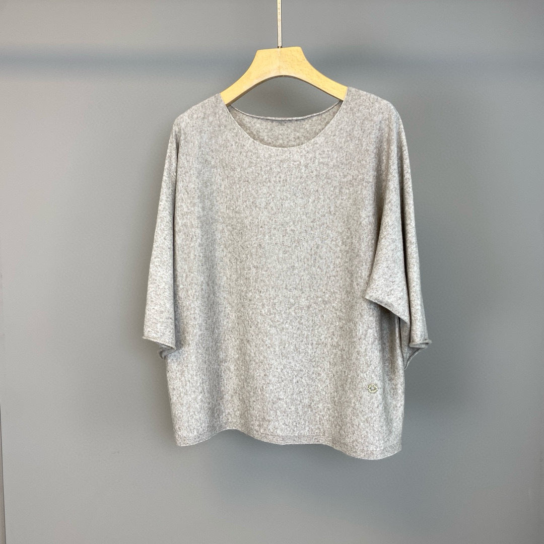 Women Wool Cashmere Round Neck Mid Sleeve Sweater