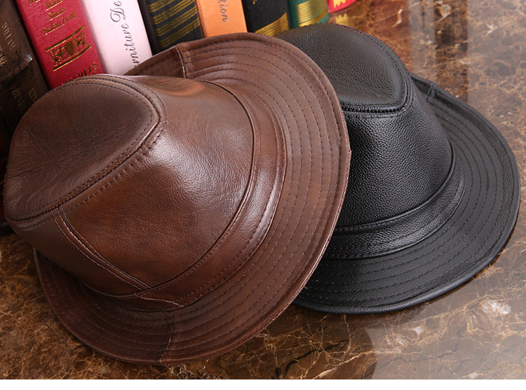 Leather jazz cap with adjustable captain style