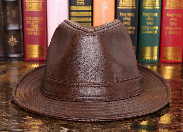 Leather jazz cap with adjustable captain style