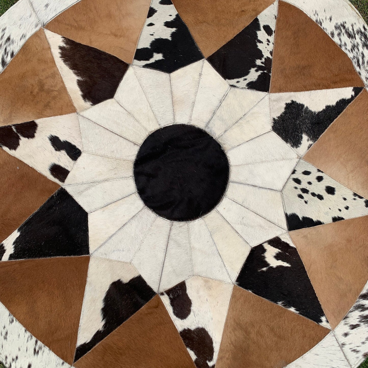 Custom Cowhide Round Patchwork Rug