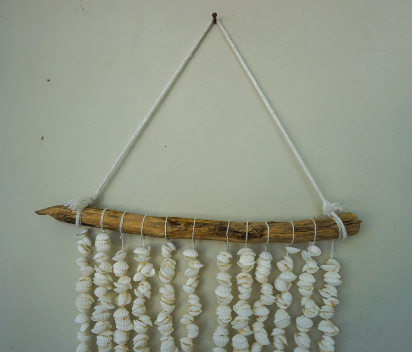 White shell boho hanging wall decor