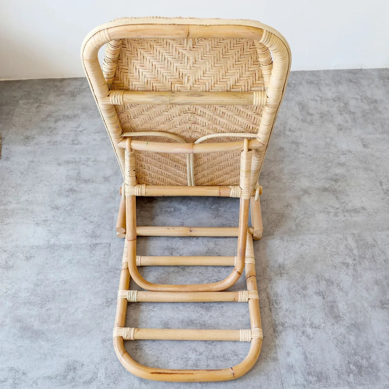 Portable Rattan Foldable Beach Chair – Boho Living Room