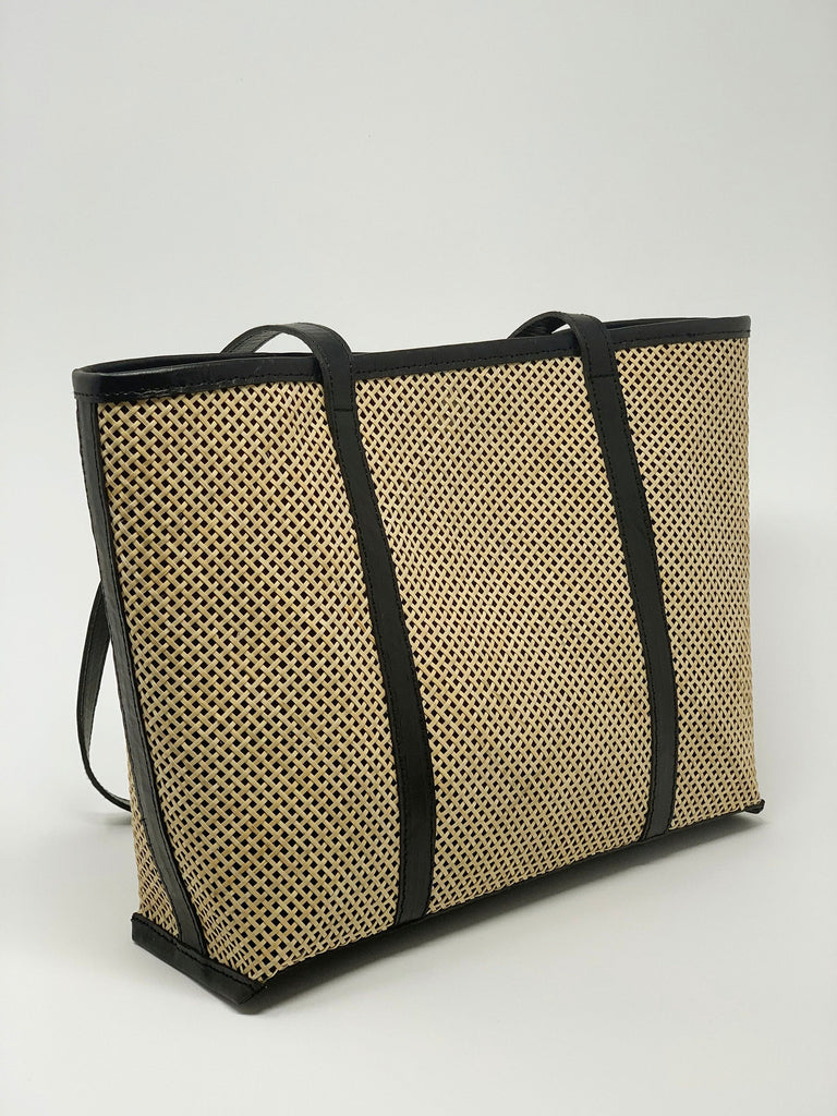 Rattan tote bag with leather strap